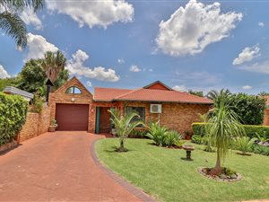 3 Bed Townhouse in Montana Park