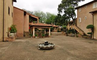 3 Bedroom Apartment in Musgrave