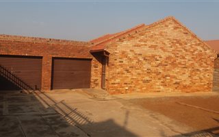 3 Bedroom House in Lotus Gardens