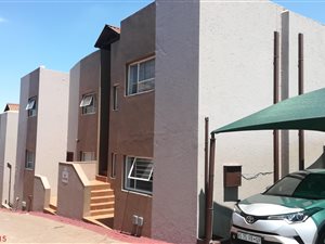 3 Bedroom Townhouse in Ridgeway