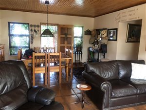 4 Bed House in Roylglen Gardens