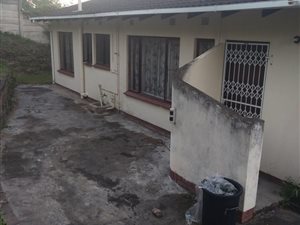 3 Bed House in Nagina