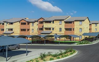 2 Bedroom Apartment in Halfway House