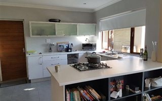 2 Bedroom House in Bonaero Park