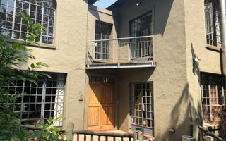 2 Bedroom House in Craighall