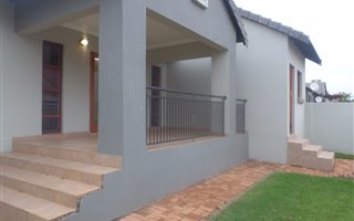 2 Bedroom Townhouse in Bendor
