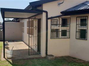 2 Bed Duplex in Sea View