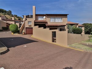 3 Bed Townhouse in Sunnyrock