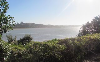 1 Bedroom Flat in Aston Bay