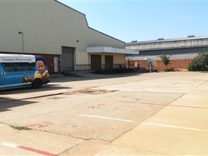 2300 m² Industrial space in Robertville