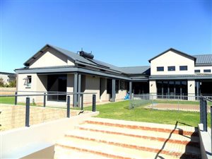 4 Bed House in Mooikloof Glen