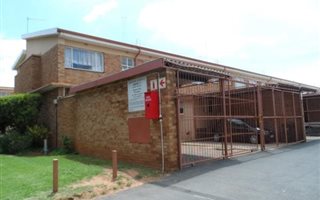3 Bedroom Apartment in Krugersdorp North