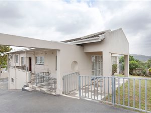 3 Bed House in Kenville