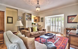 2 Bedroom Apartment in Wynberg