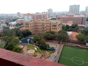 3 Bed Apartment in Hillbrow