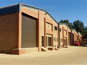 1060 m² Industrial space in Pomona