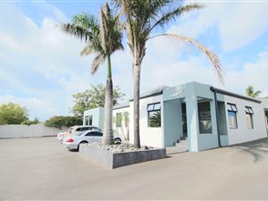 320 m² Commercial space in Bonza Bay