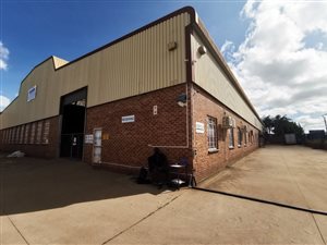 2340 m² Industrial space in Waltloo
