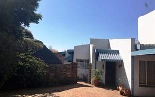 3 Bedroom Townhouse in Constantia Park