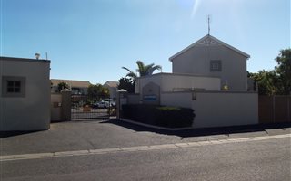 2 Bedroom Apartment in Strand Central