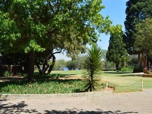 6 Bed House in Lochvaal