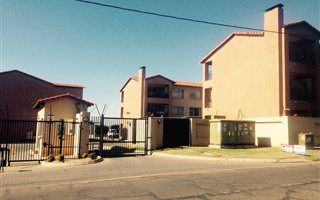 2 Bedroom Apartment in Turffontein
