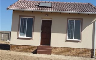 2 Bedroom House in Kya Sands