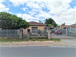 2 Bed House in Eikendal