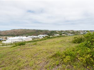540 m² Land available in Whale Rock