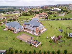 9684 m² Land available in Mooikloof Heights