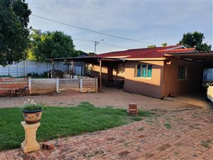 3 Bed House in Daspoort