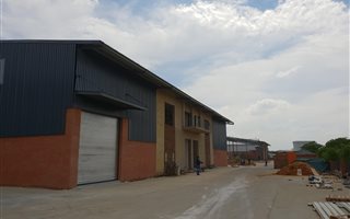 465 m² Industrial space in Cosmo City