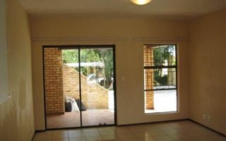 2 Bedroom Townhouse in Paulshof
