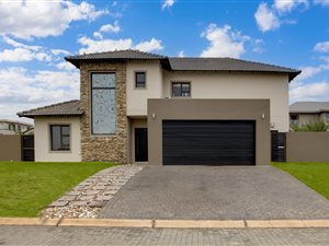 3 Bed House in Cedar Creek