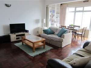 2 Bed Apartment in Humewood