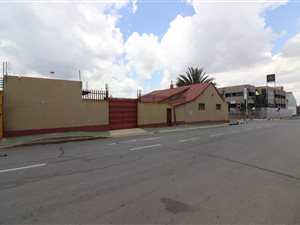 496 m² Commercial space in Booysens