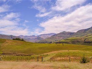 326 ha Smallholding in Himeville