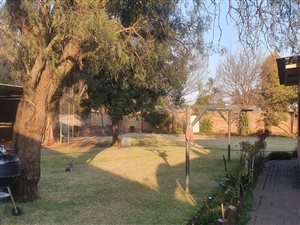 4 Bed House in Clubville