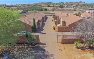 3 Bedroom Townhouse in Glenvista