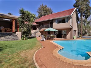 8 Bed House in Essexwold
