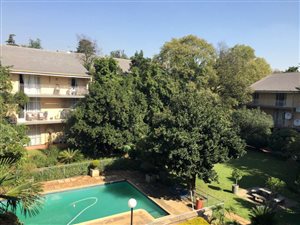 3 Bed Apartment in Lynnwood Glen