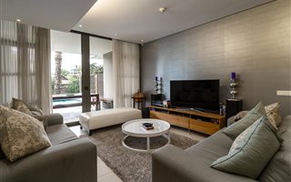 2 Bedroom Apartment in Waterfront