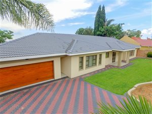 3 Bed House in Noordwyk