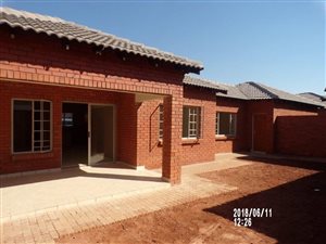 3 Bed Townhouse in Sinoville