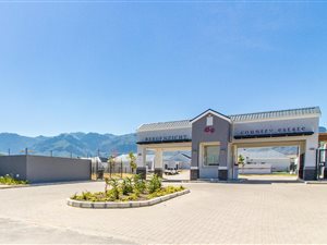 3 Bed Townhouse in Paarl
