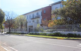 Bachelor apartment in Stellenbosch Central