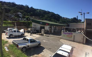 966 m² Industrial space in Chatsworth Central