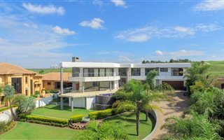 3 Bedroom House in Bankenveld