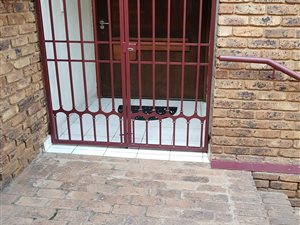 3 Bed House in Laudium