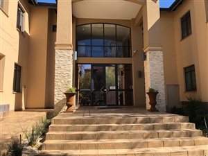 4165 m² Commercial space in Route 21 Business Park
